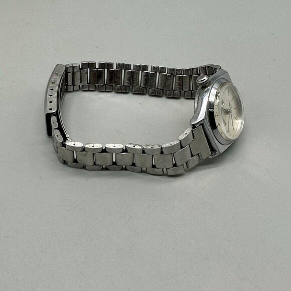 3/$30 Piratron Watch Women Silver Tone Day Date Quartz Classic Look 6.7 - Picture 10 of 15